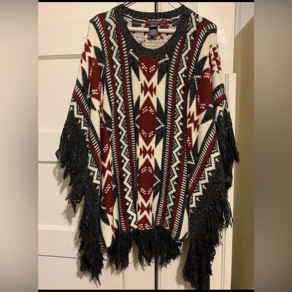 Women's Patterned Fringe Poncho Sweater